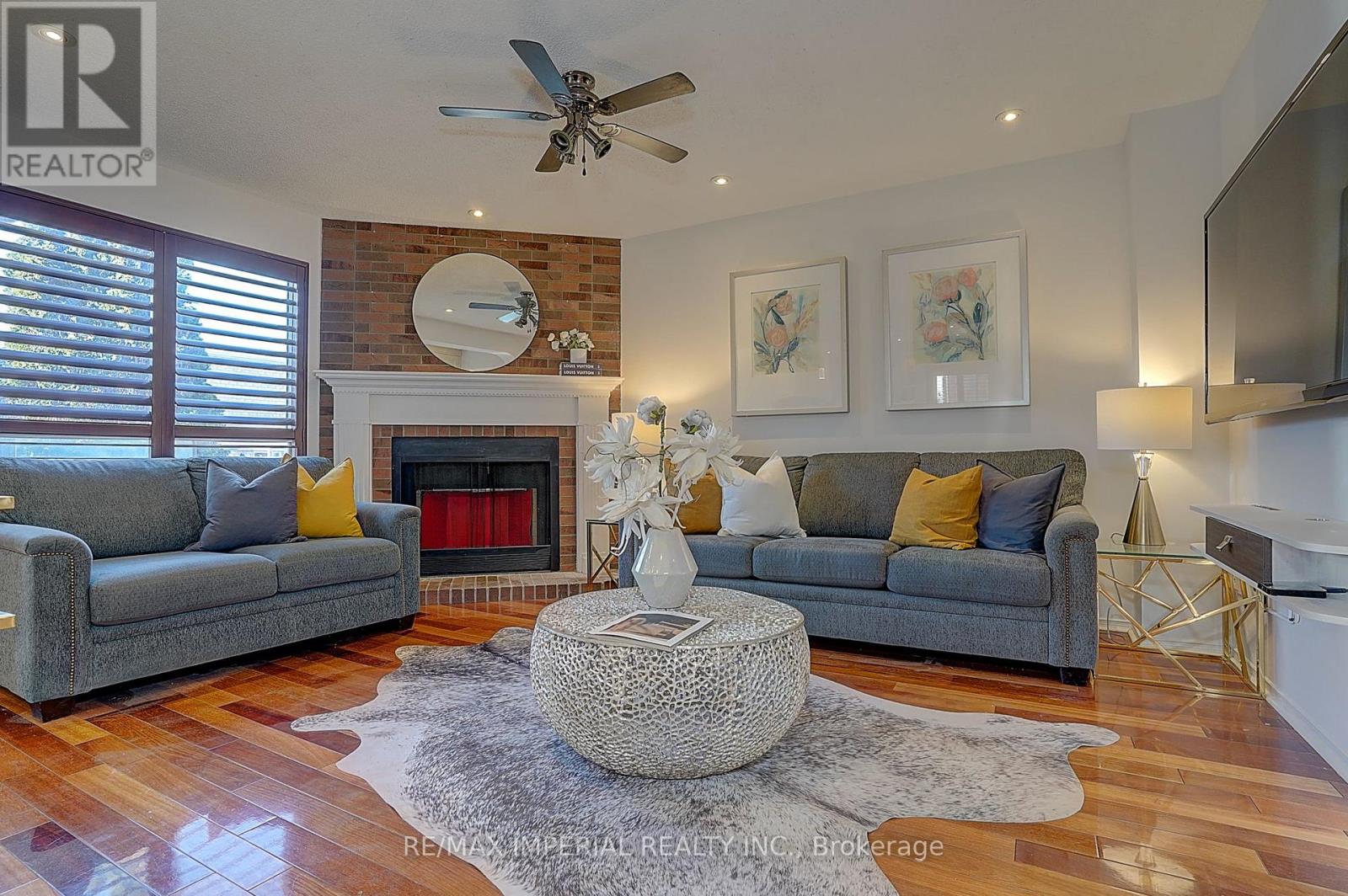 5633 Haddon Hall Road, Mississauga, Ontario  L5M 5G3 - Photo 15 - W12699136