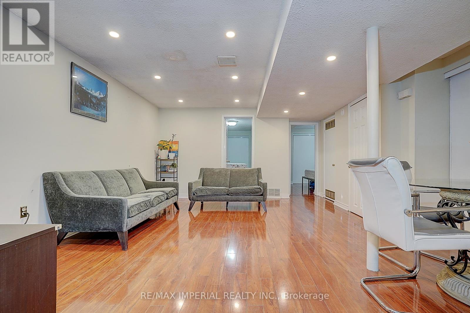 5633 Haddon Hall Road, Mississauga, Ontario  L5M 5G3 - Photo 42 - W12699136