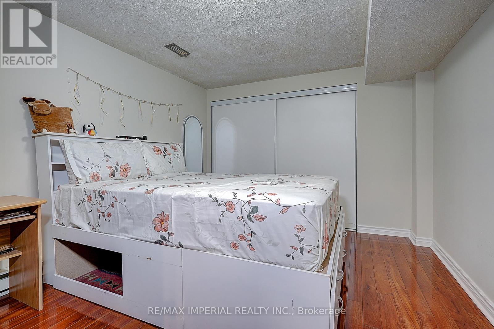 5633 Haddon Hall Road, Mississauga, Ontario  L5M 5G3 - Photo 44 - W12699136