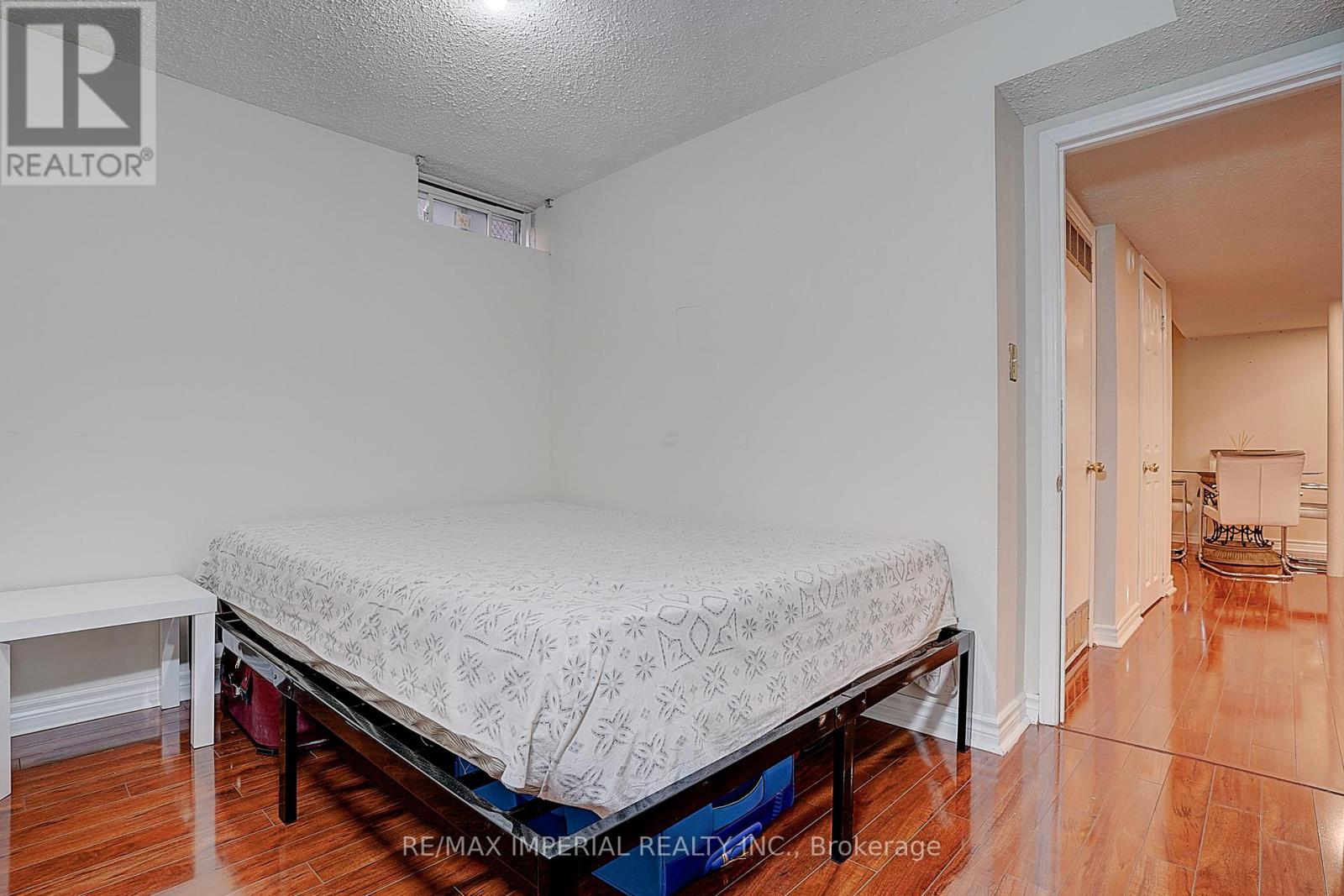 5633 Haddon Hall Road, Mississauga, Ontario  L5M 5G3 - Photo 45 - W12699136