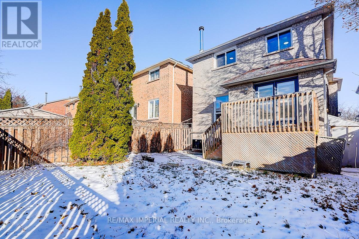 5633 Haddon Hall Road, Mississauga, Ontario  L5M 5G3 - Photo 48 - W12699136