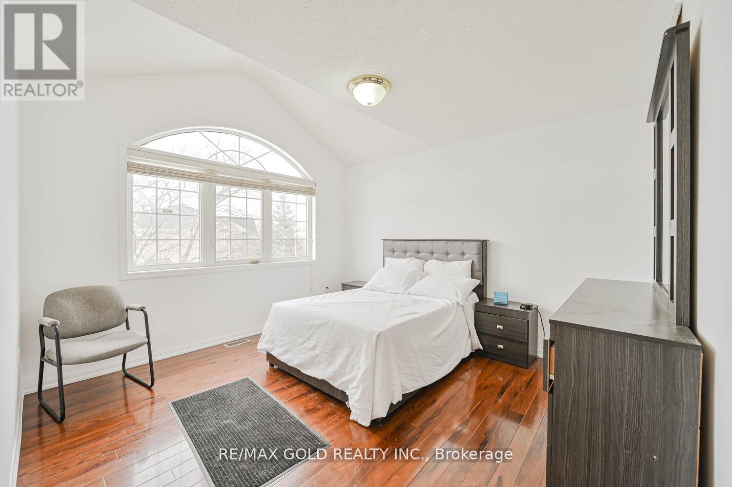 6 Verona Drive, Brampton, Ontario  L6P 1L2 - Photo 34 - W12699154