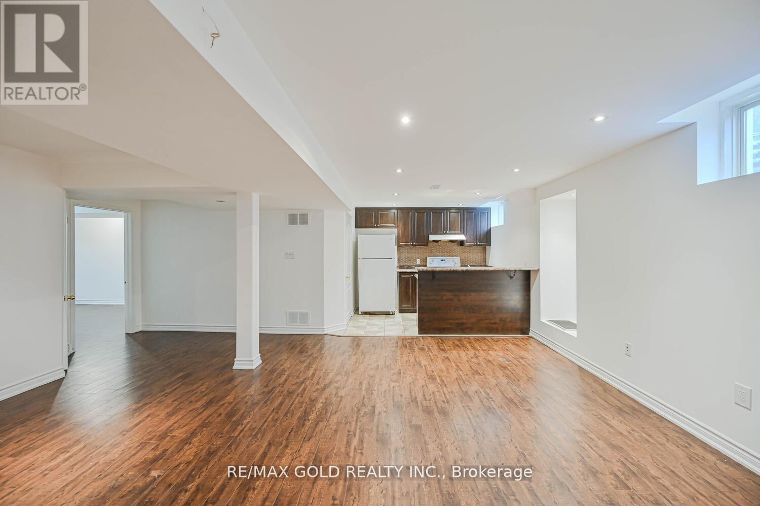 6 Verona Drive, Brampton, Ontario  L6P 1L2 - Photo 39 - W12699154