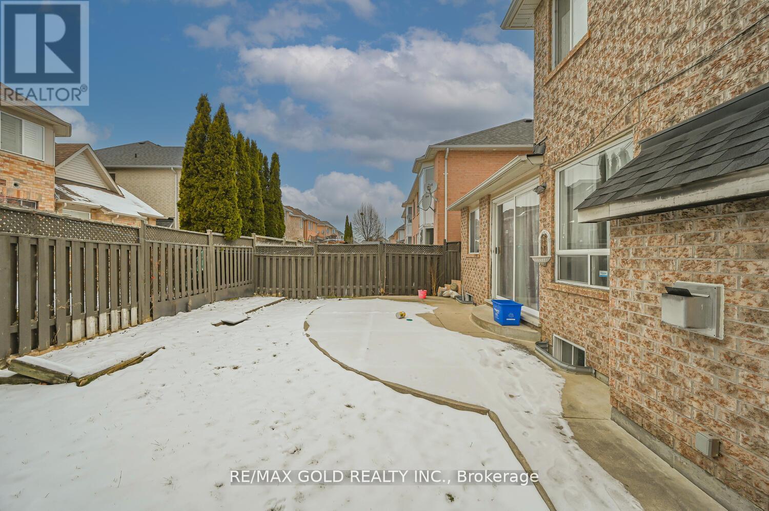 6 Verona Drive, Brampton, Ontario  L6P 1L2 - Photo 47 - W12699154