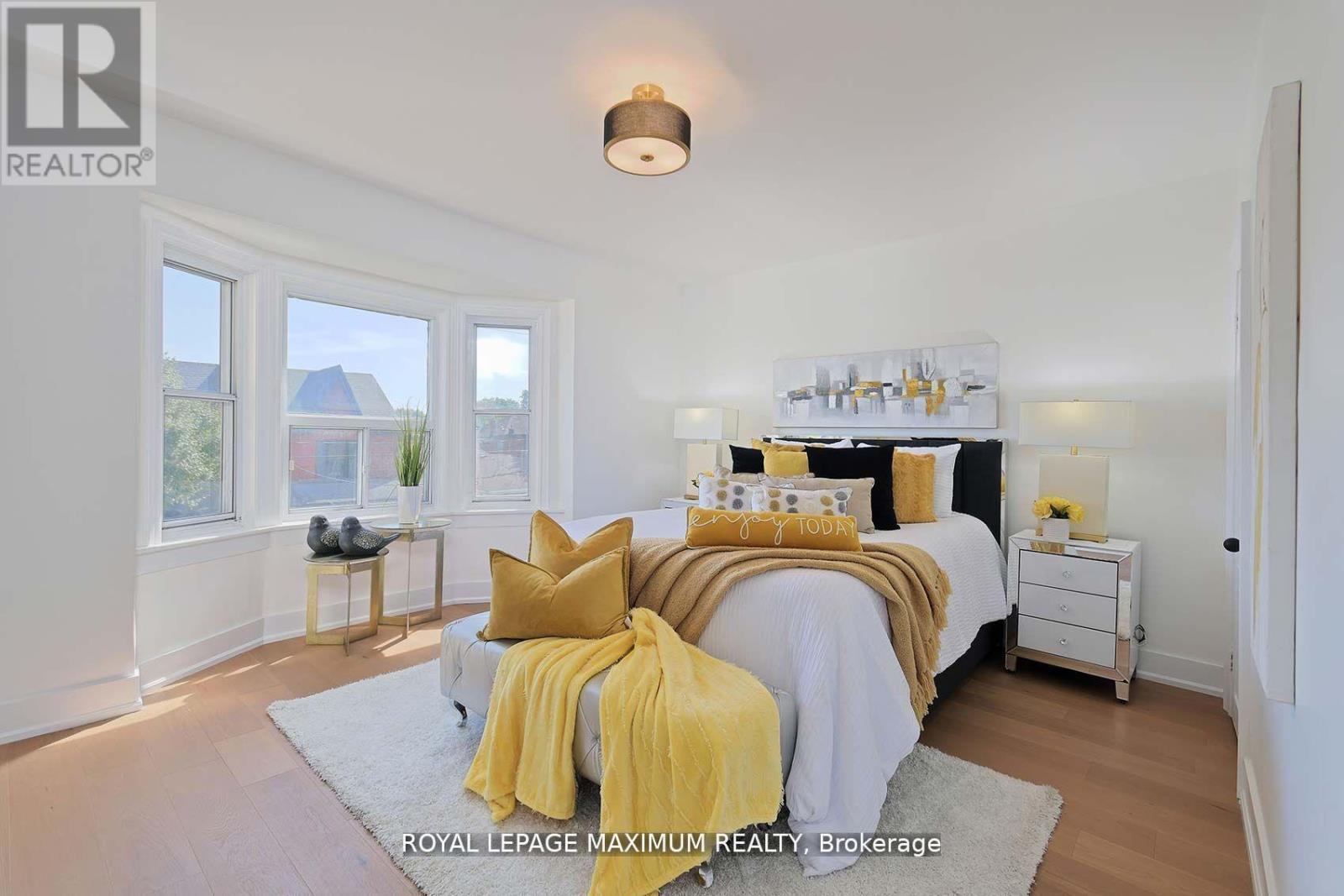 132 Wallace Avenue, Toronto, Ontario  M6H 1T5 - Photo 18 - W12699208