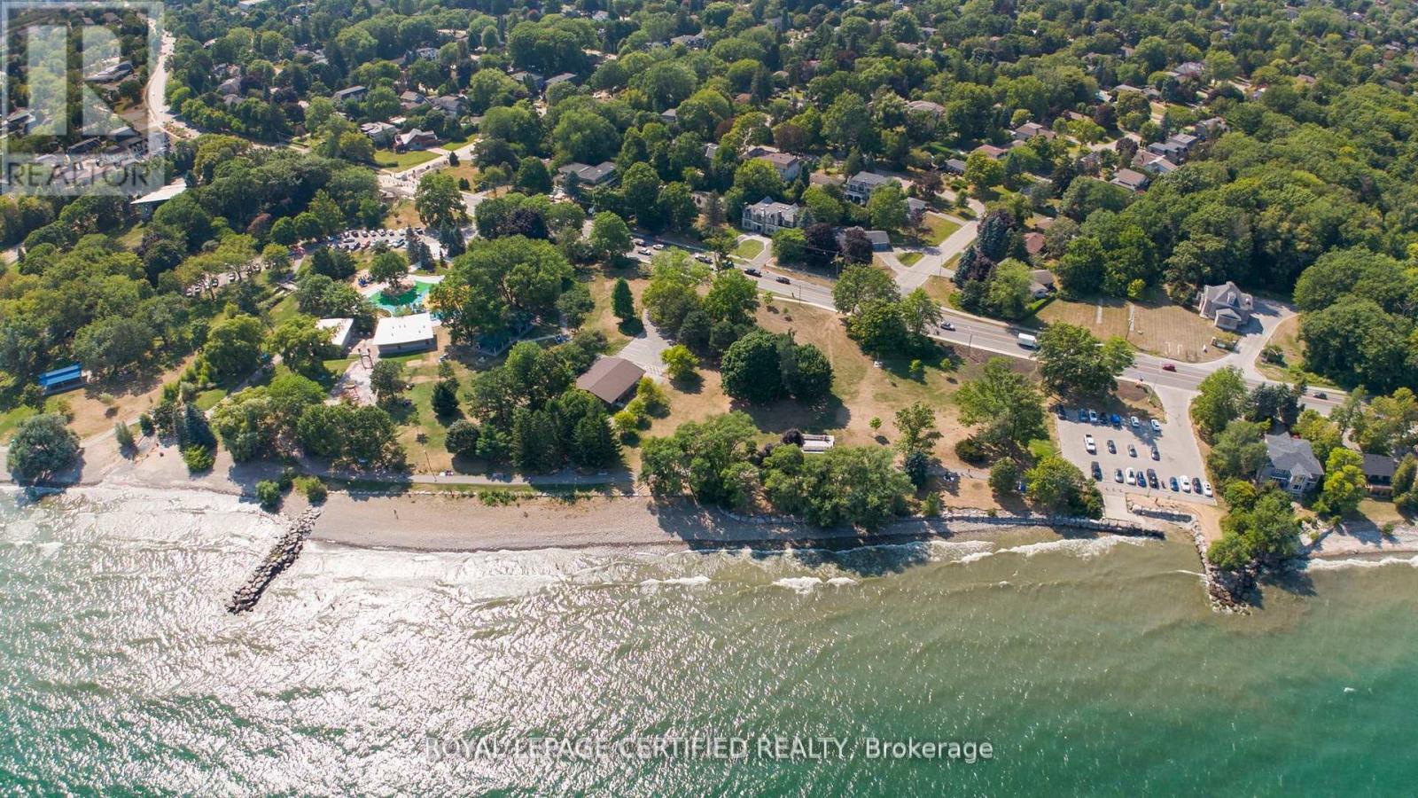 122 Selgrove Crescent, Oakville (Sw Southwest), Ontario  L6L 1L3 - Photo 10 - W12699250