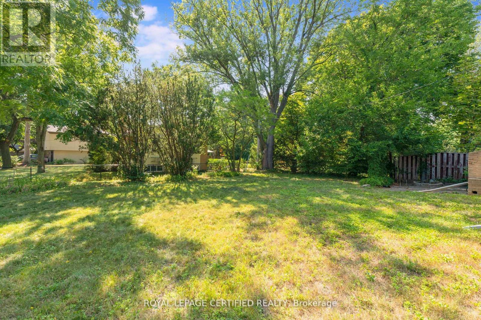 122 Selgrove Crescent, Oakville (Sw Southwest), Ontario  L6L 1L3 - Photo 20 - W12699250