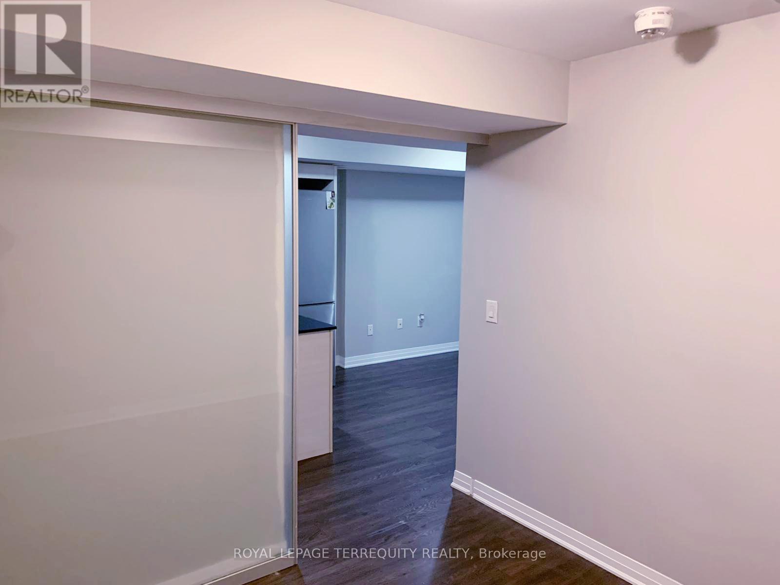 6 - 183 William Duncan Road, Toronto, Ontario  M3K 0B7 - Photo 10 - W12699282