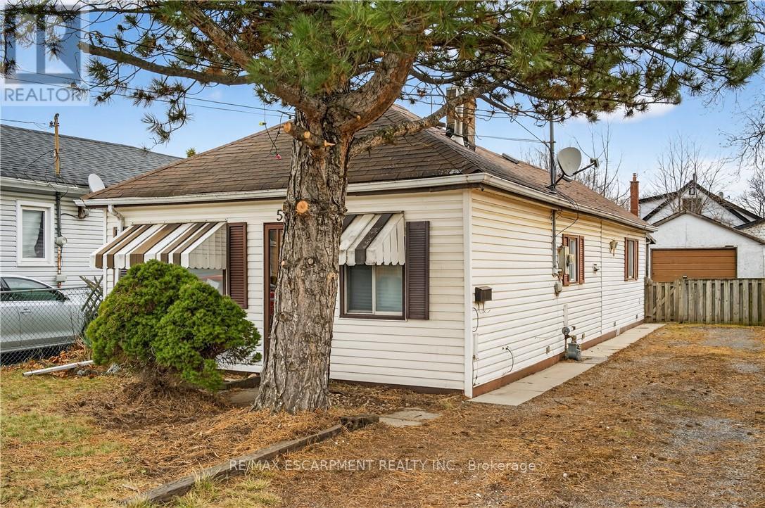 544 Quebec Street, Hamilton, Ontario  L8H 6V4 - Photo 5 - X12699076