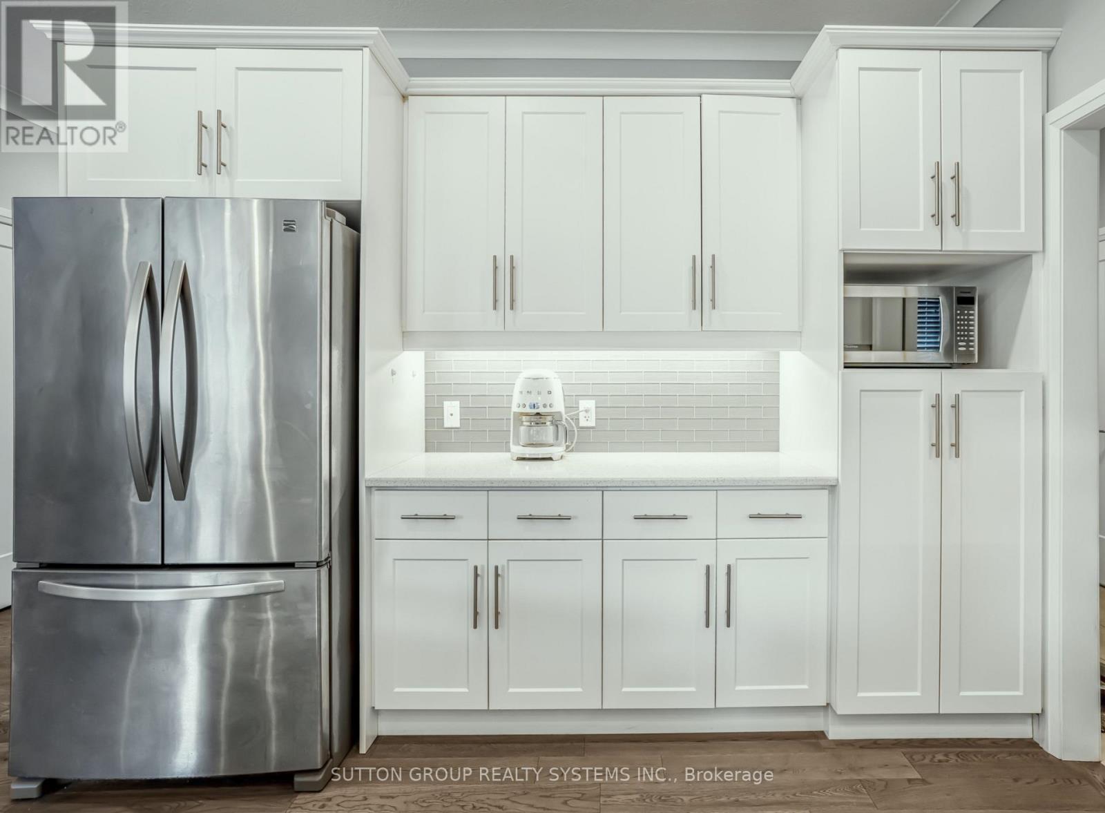 15 Woodberry Crescent, Woolwich, Ontario  N3B 0C5 - Photo 5 - X12699092