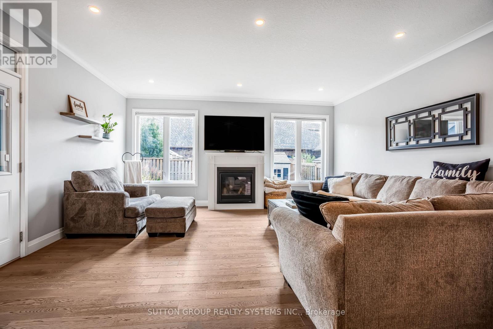 15 Woodberry Crescent, Woolwich, Ontario  N3B 0C5 - Photo 8 - X12699092