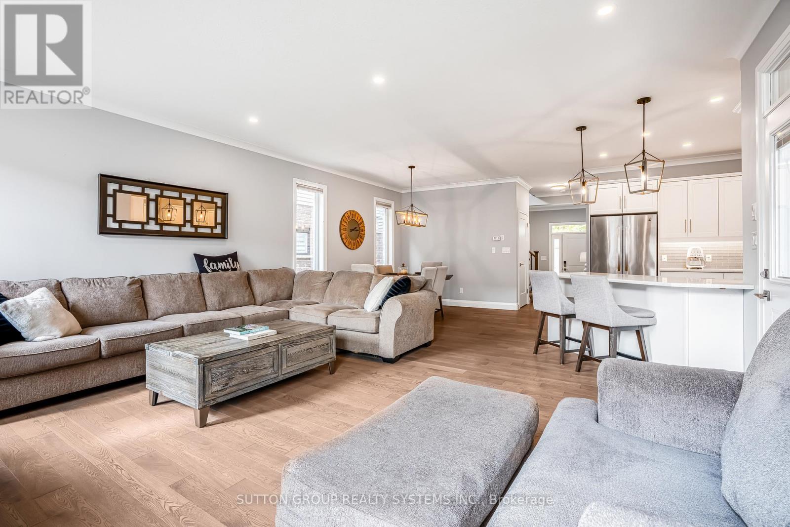 15 Woodberry Crescent, Woolwich, Ontario  N3B 0C5 - Photo 9 - X12699092