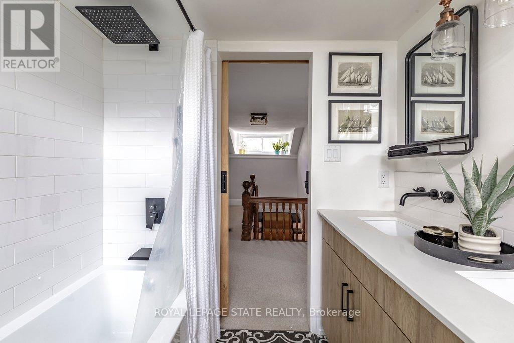 982 Highway 8, Hamilton, Ontario  L8E 5H9 - Photo 37 - X12699108