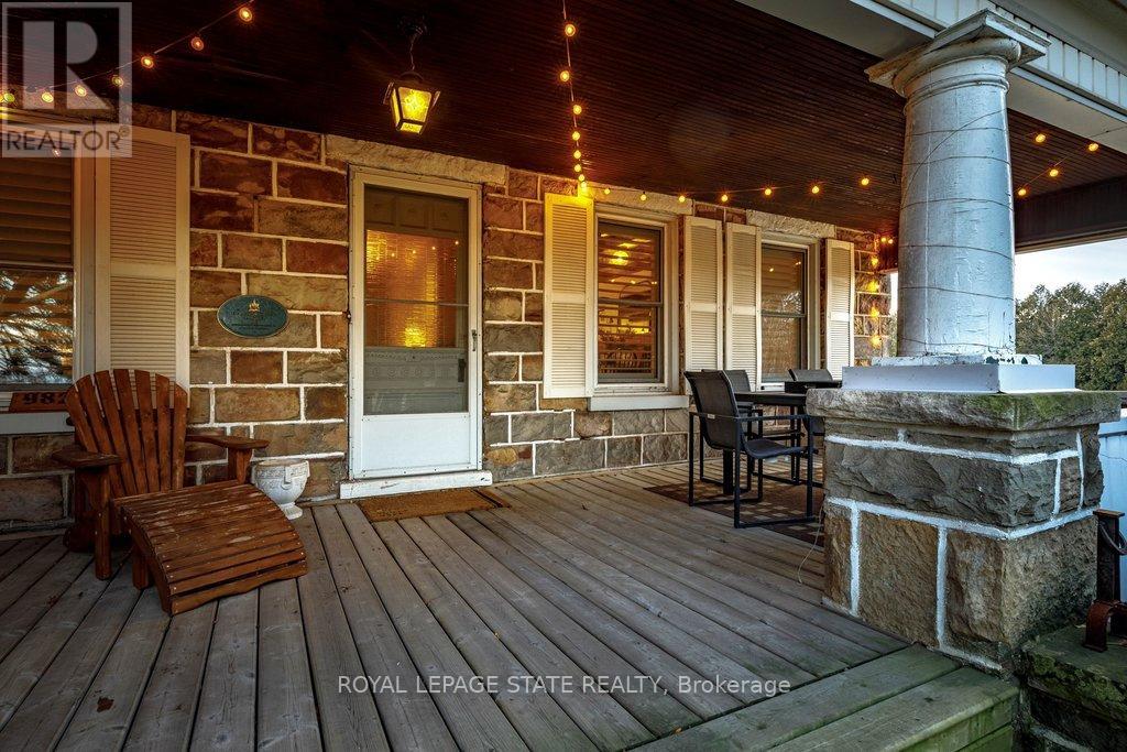 982 Highway 8, Hamilton, Ontario  L8E 5H9 - Photo 4 - X12699108