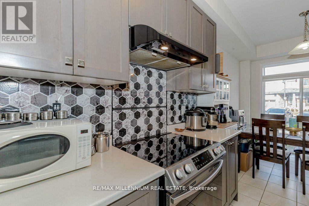 31 - 8273 Tulip Tree Drive, Niagara Falls, Ontario  L2H 3S8 - Photo 7 - X12699268