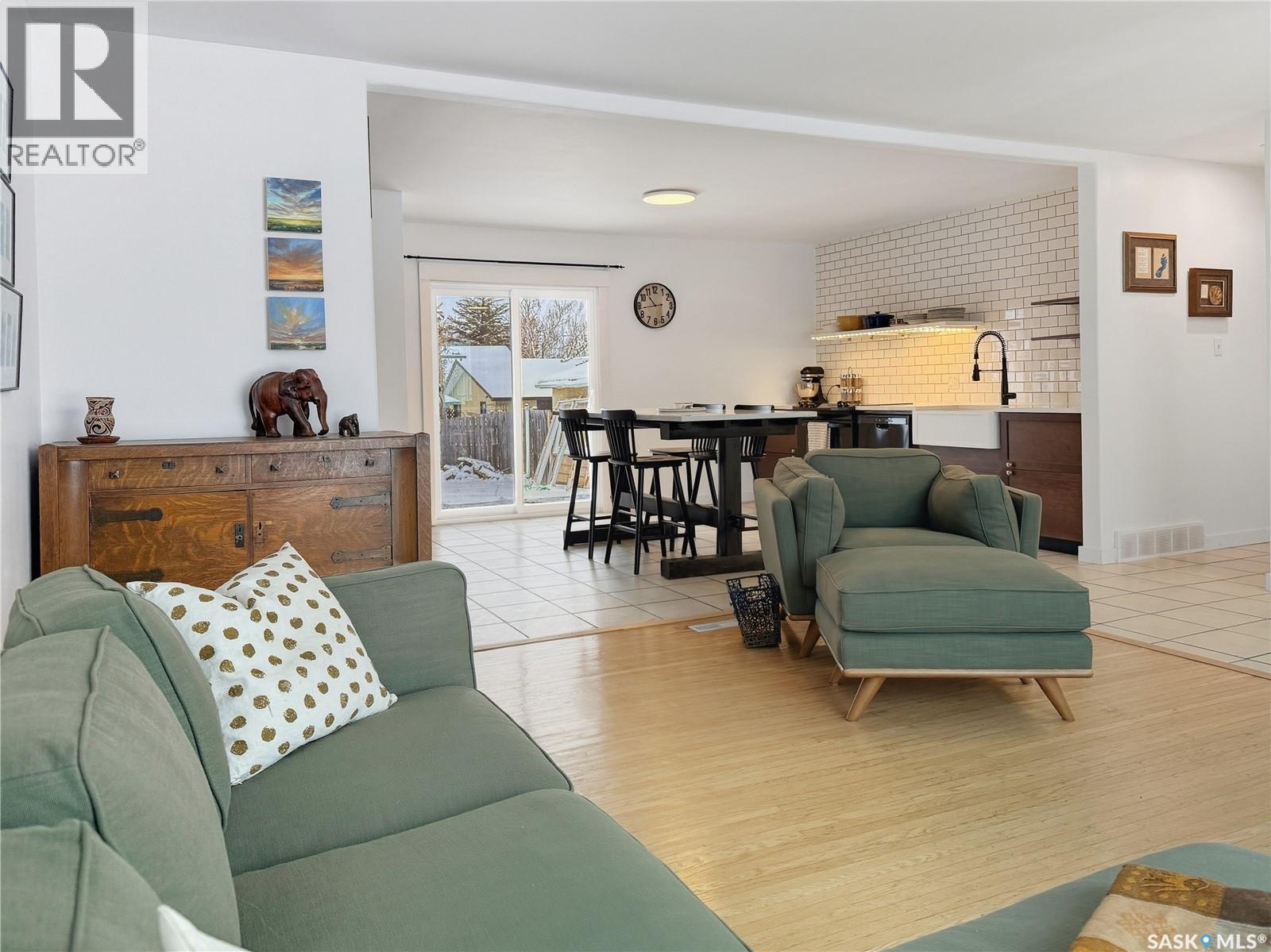 1551 92nd Street, North Battleford, Saskatchewan  S9A 0B2 - Photo 5 - SK026874