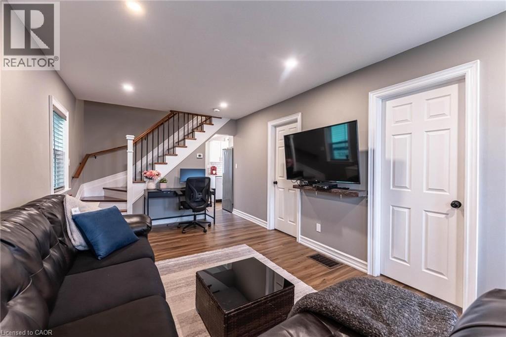 140 Royal Avenue, Hamilton, Ontario  L8S 2C7 - Photo 6 - 40797704