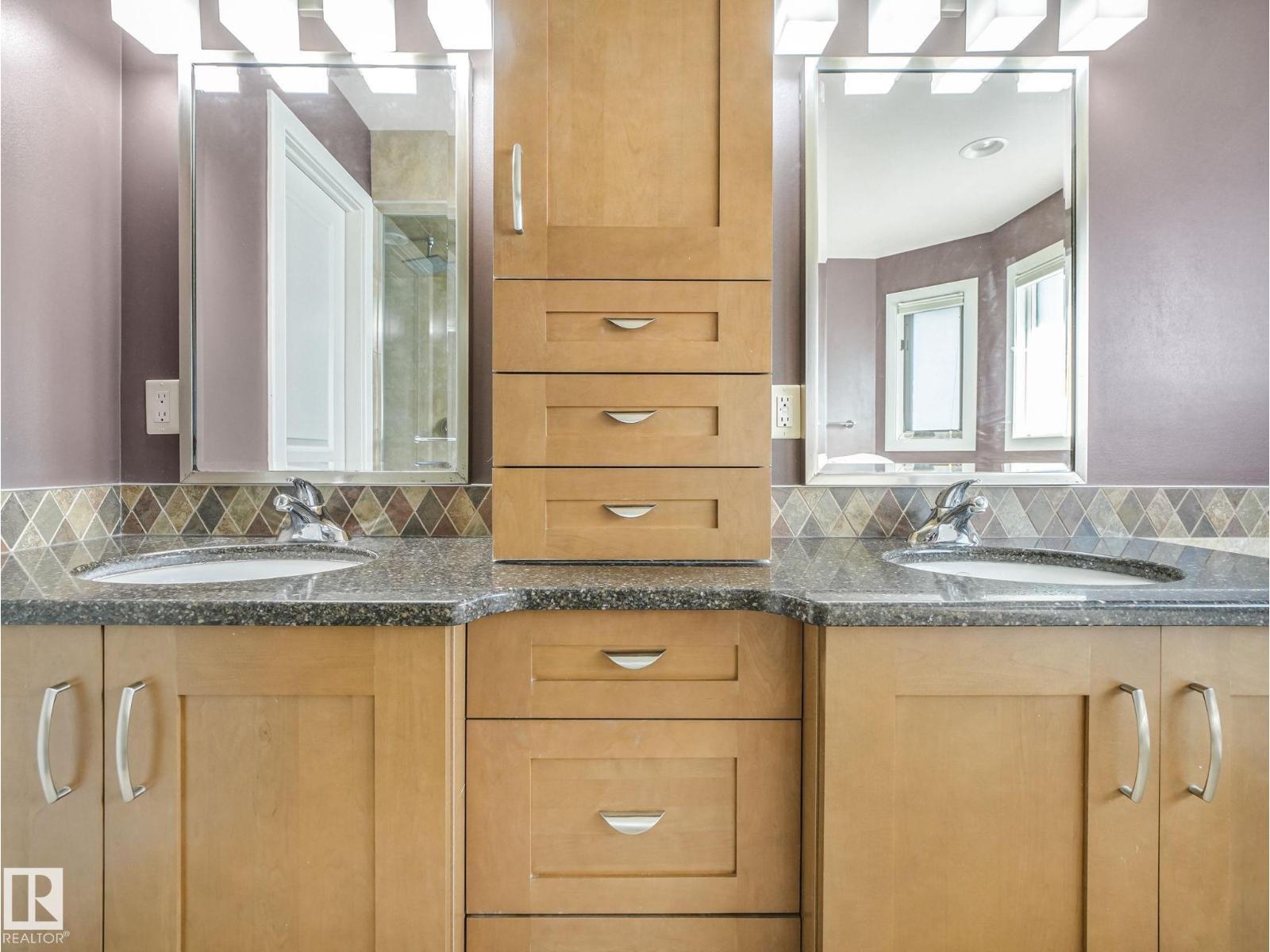 2408 Martell Cr Nw, Edmonton, Alberta  T6R 0C7 - Photo 45 - E4470108