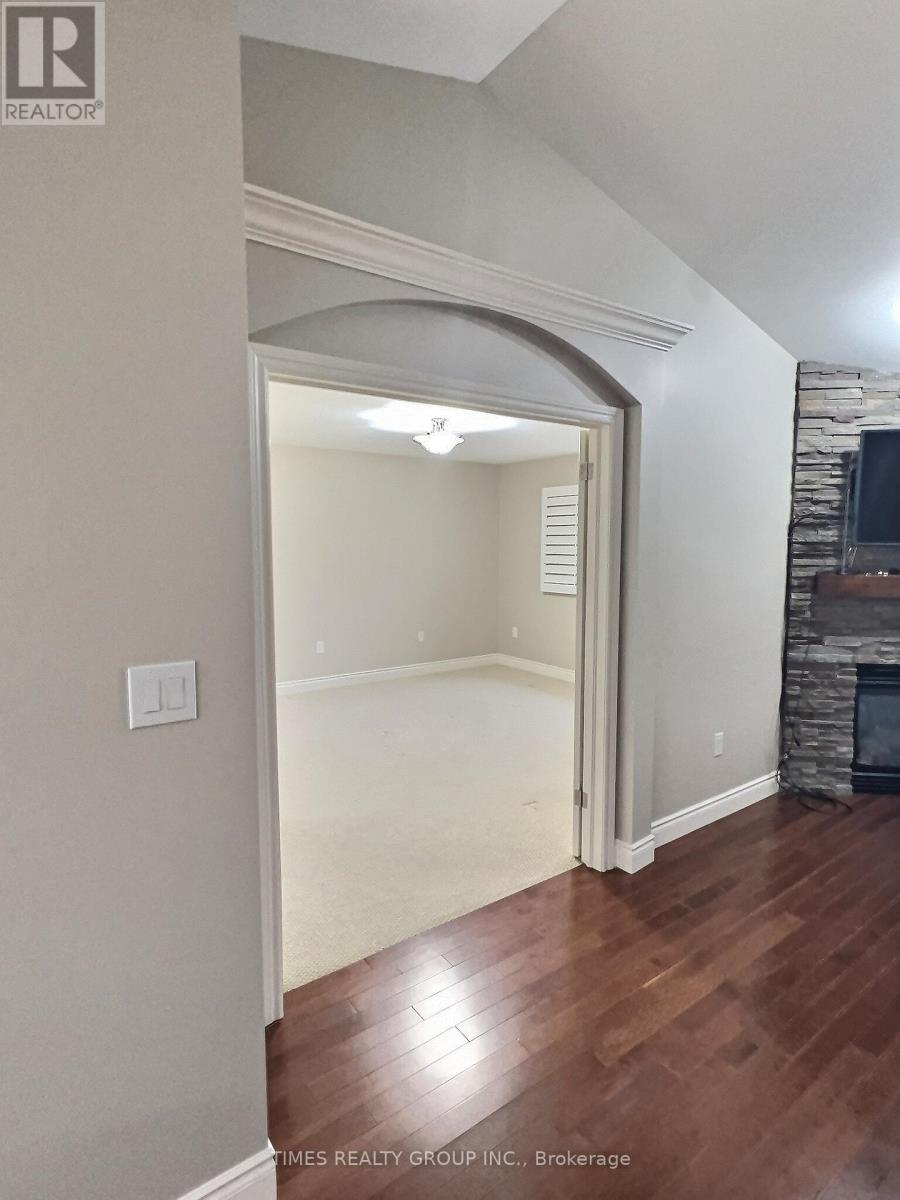 1515 Skinner Street, Lasalle, Ontario  N9H 0A6 - Photo 6 - X12693110