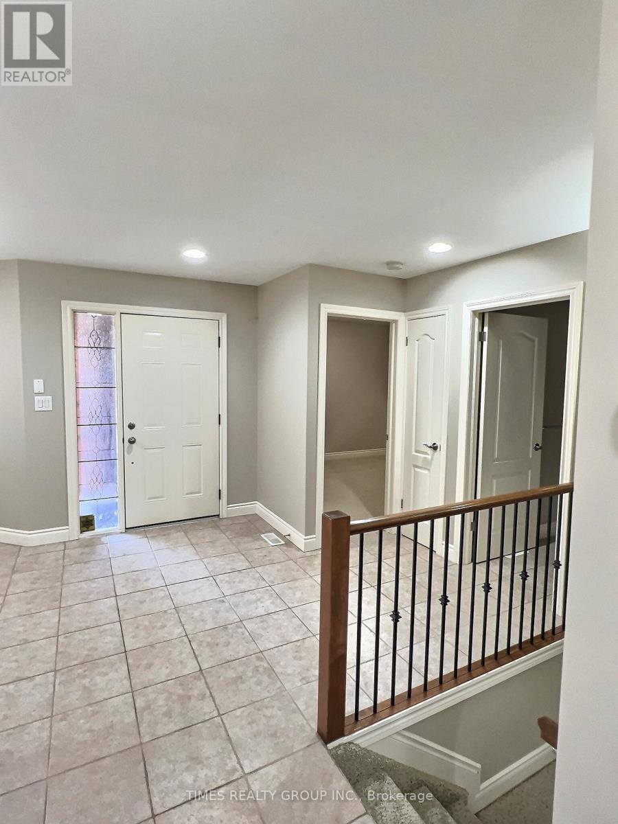 1515 Skinner Street, Lasalle, Ontario  N9H 0A6 - Photo 3 - X12693110