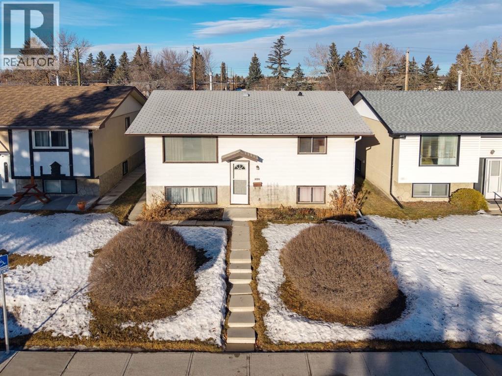 4104 13 Avenue NE, calgary, Alberta