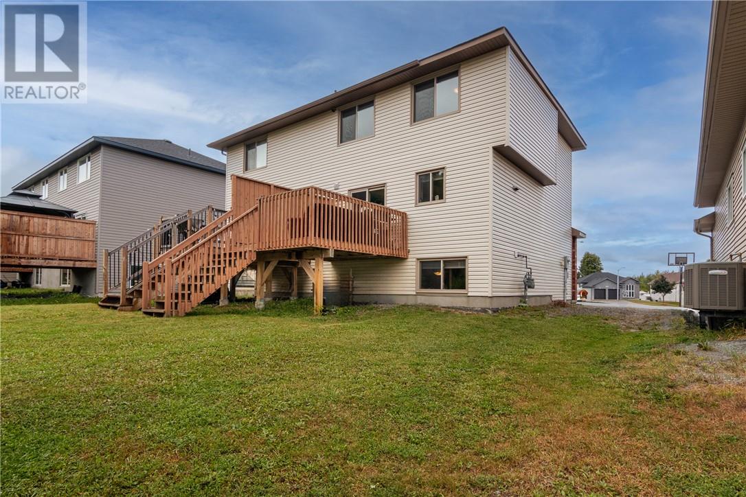 156 Eclipse Crescent, Greater Sudbury, Ontario  P3B 0E6 - Photo 32 - 2126069