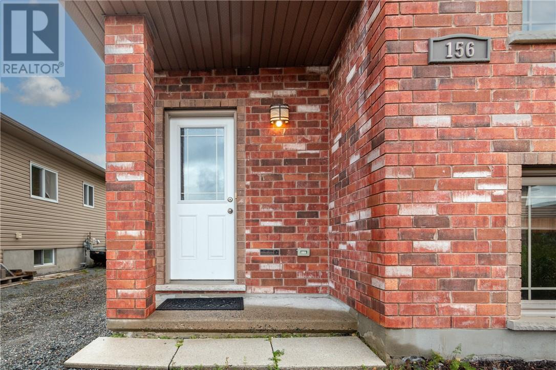 156 Eclipse Crescent, Greater Sudbury, Ontario  P3B 0E6 - Photo 5 - 2126069
