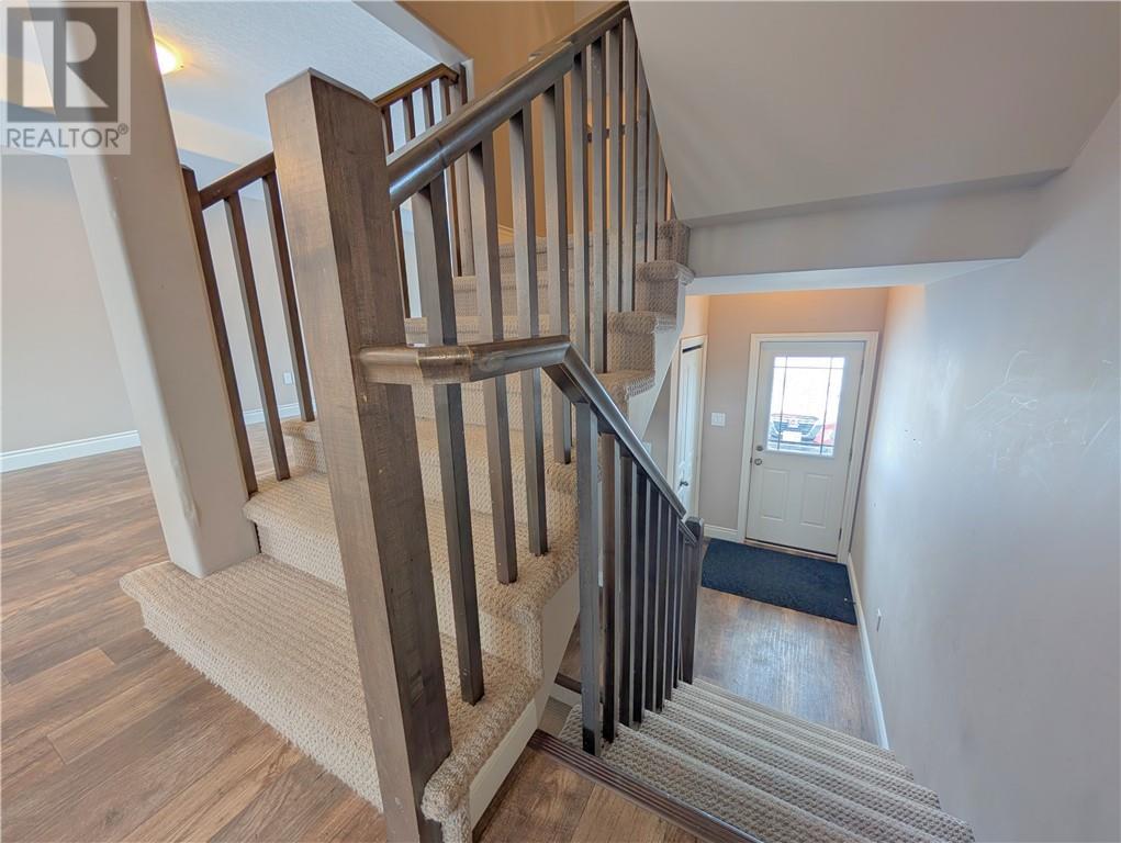 156 Eclipse Crescent, Greater Sudbury, Ontario  P3B 0E6 - Photo 6 - 2126069