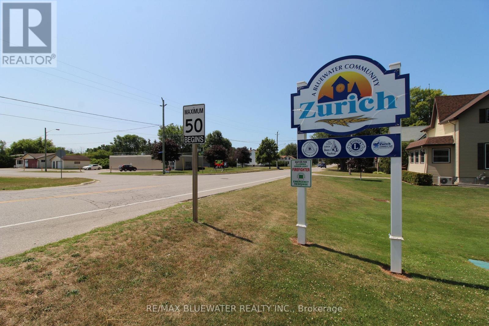 11 Mill Avenue, Bluewater, Ontario  N0M 2T0 - Photo 11 - X12346421