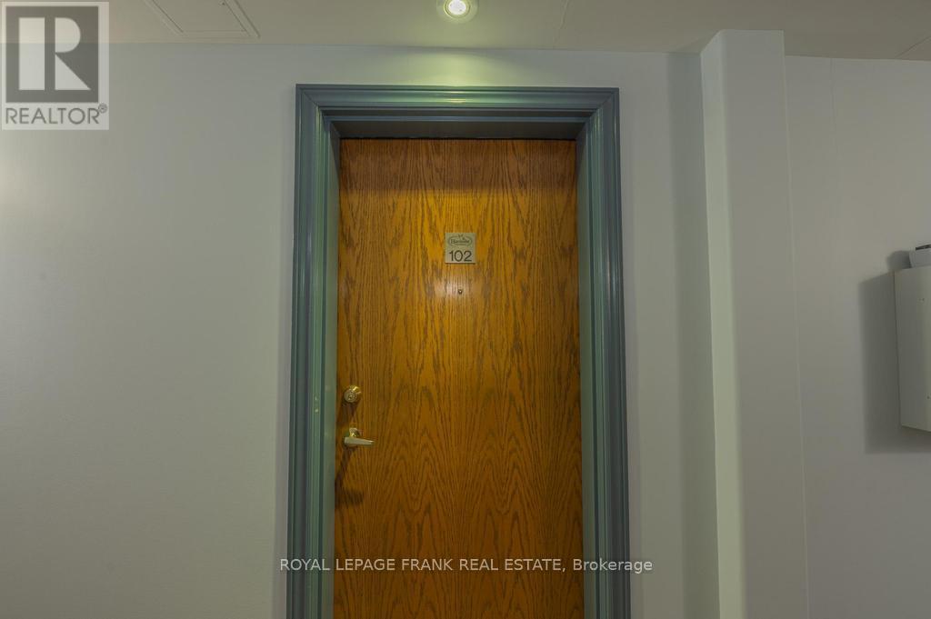 102 - 300 Spillsbury Drive, Peterborough, Ontario  K9K 0B4 - Photo 17 - X12699378