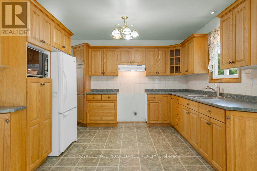 184 Bethel Road, Belleville, Ontario  K0K 3E0 - Photo 13 - X12699400