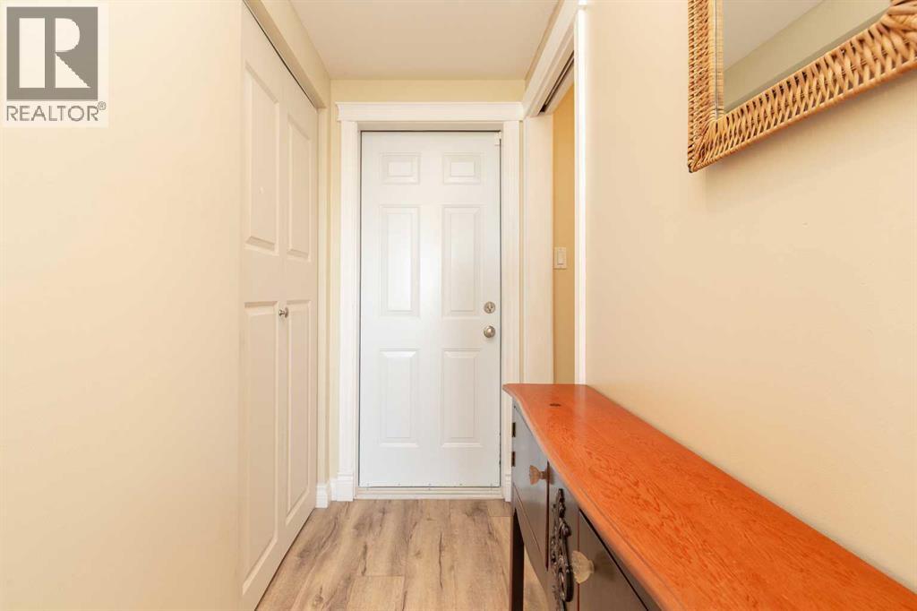 80 Canyon Boulevard W, Lethbridge, Alberta  T1K 6W7 - Photo 15 - A2263119