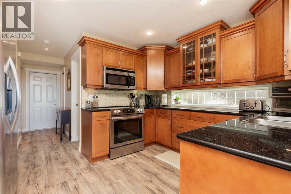 80 Canyon Boulevard W, Lethbridge, Alberta  T1K 6W7 - Photo 12 - A2263119