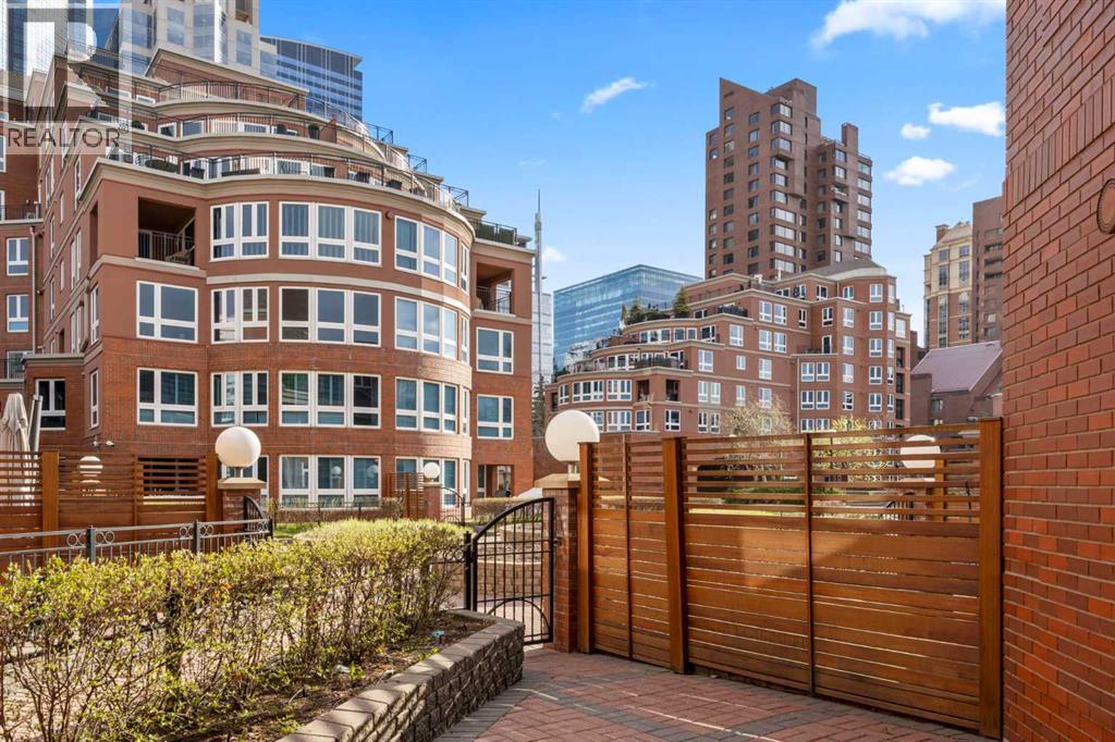 5206, 400 Eau Claire Avenue Sw, Calgary, Alberta  T2P 4X2 - Photo 3 - A2266679