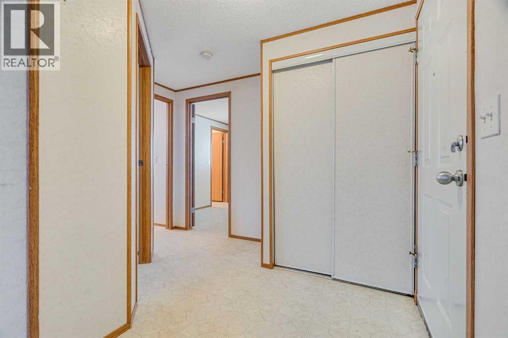 413 Heritage Crescent, Okotoks, Alberta  T1S 1P2 - Photo 21 - A2276756