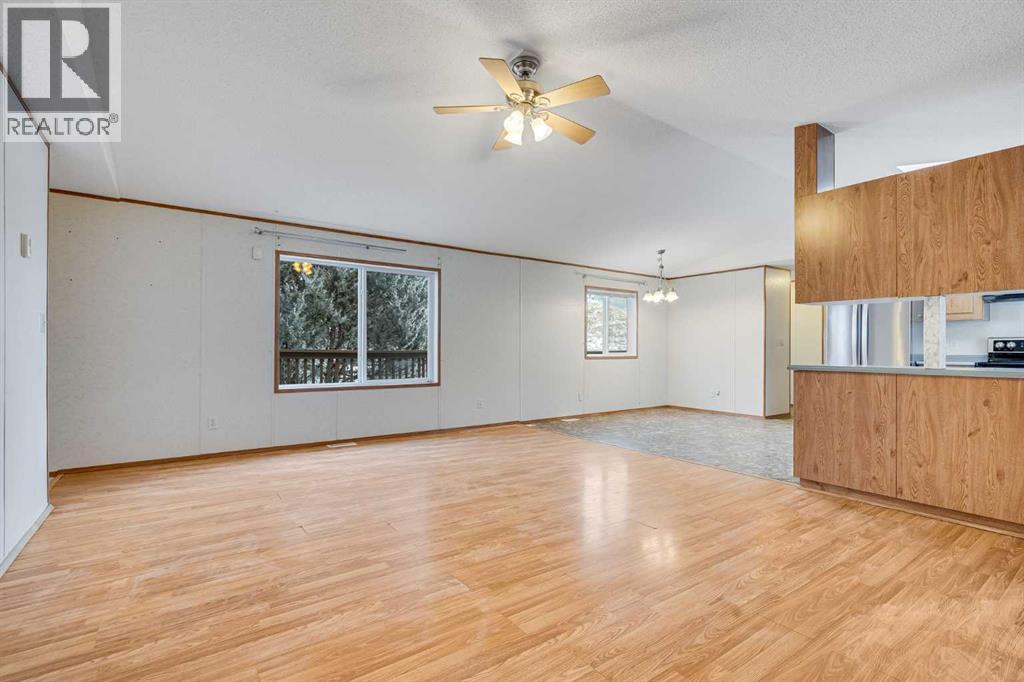 413 Heritage Crescent, Okotoks, Alberta  T1S 1P2 - Photo 5 - A2276756