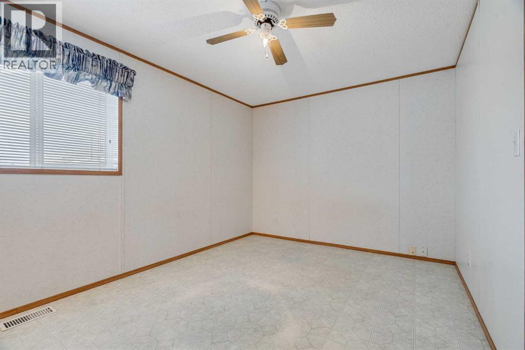 413 Heritage Crescent, Okotoks, Alberta  T1S 1P2 - Photo 22 - A2276756