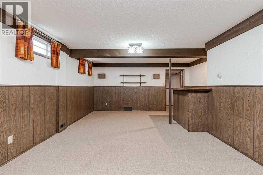 330 Oakwood Place, Calgary, Alberta  T2V 3Y7 - Photo 20 - A2278718