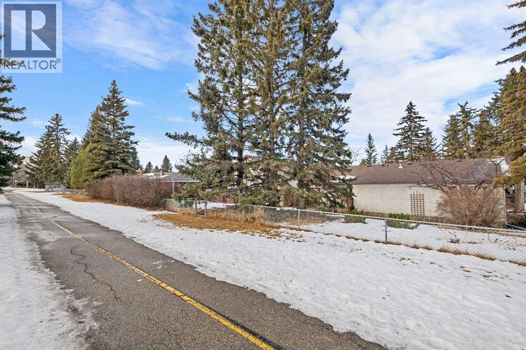 330 Oakwood Place, Calgary, Alberta  T2V 3Y7 - Photo 35 - A2278718