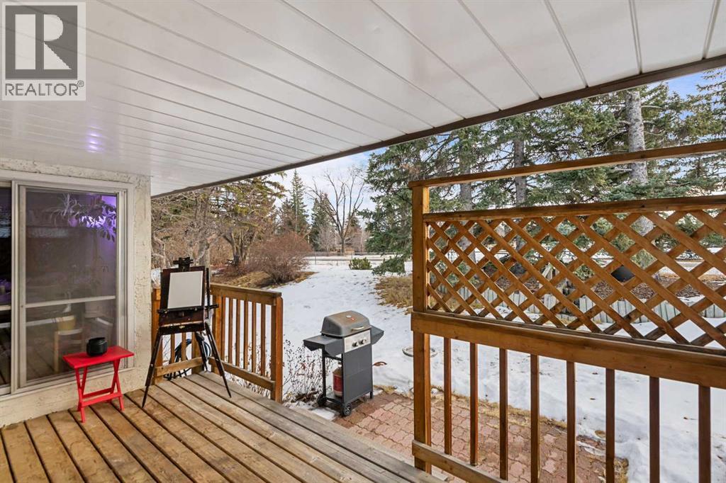 330 Oakwood Place, Calgary, Alberta  T2V 3Y7 - Photo 28 - A2278718