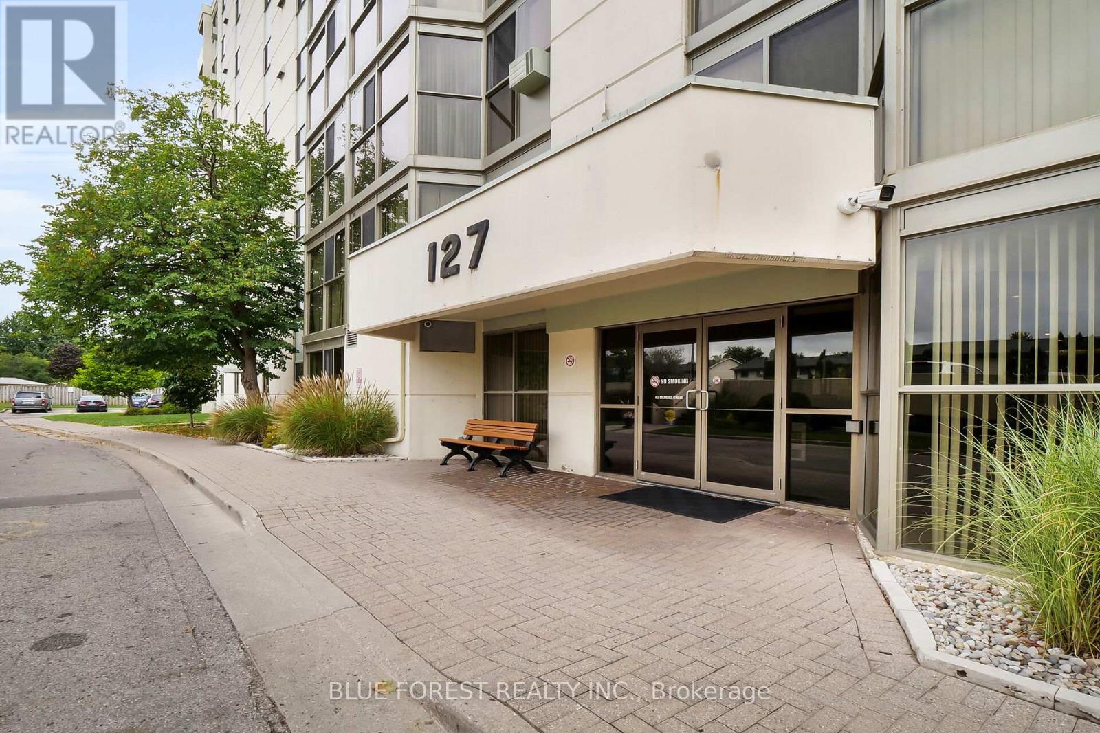 909 - 127 Belmont Drive, London South, Ontario  N6J 4J7 - Photo 3 - X12699298