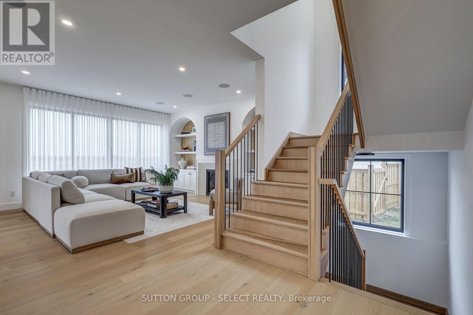 5 Sycamore Road, Southwold, Ontario  N5P 3T2 - Photo 8 - X12699304