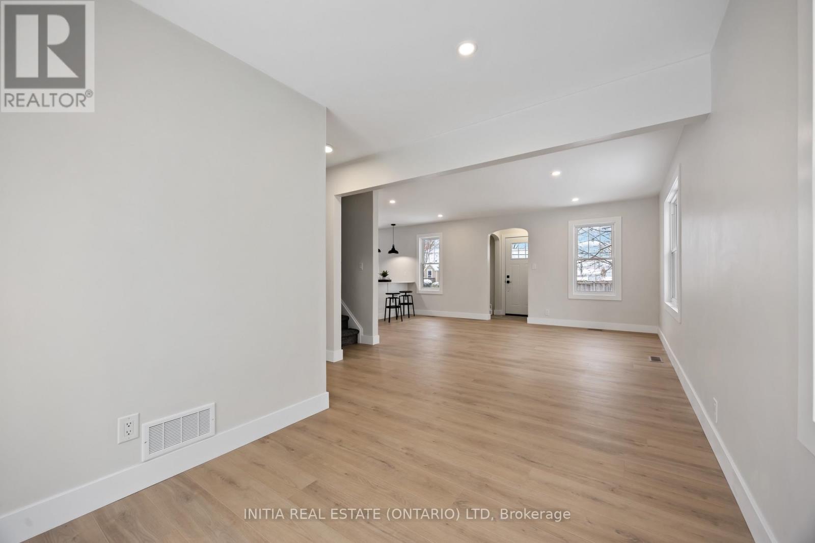 496 Talfourd Street, Sarnia, Ontario  N7T 1R7 - Photo 10 - X12699360