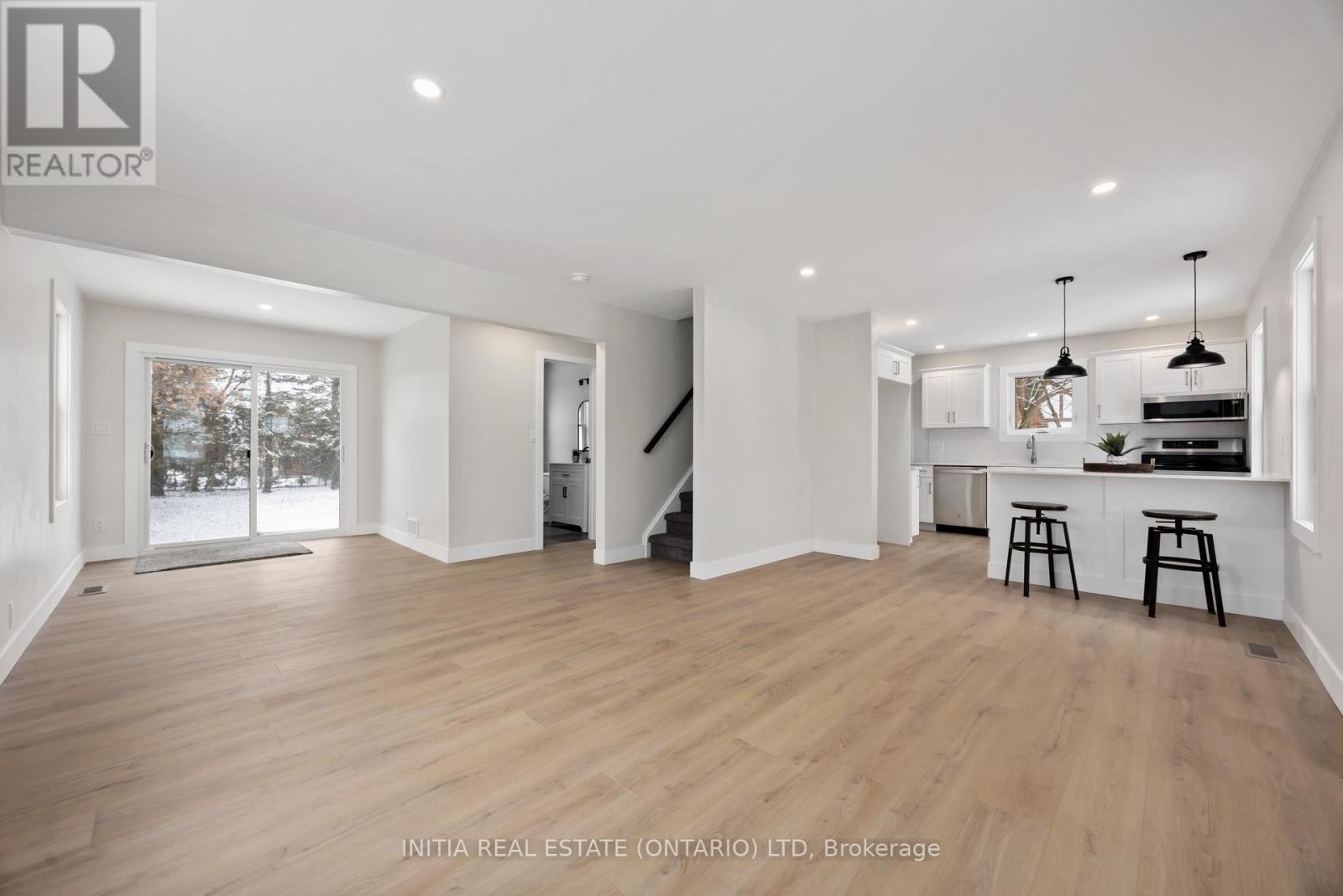 496 Talfourd Street, Sarnia, Ontario  N7T 1R7 - Photo 9 - X12699360