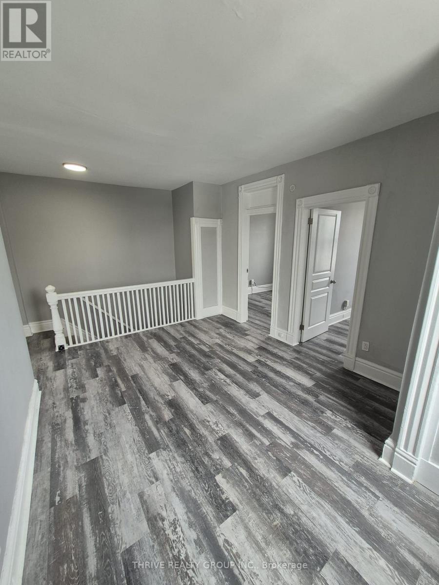 259 Clarence Street, London East, Ontario  N6B 2K2 - Photo 3 - X12699434