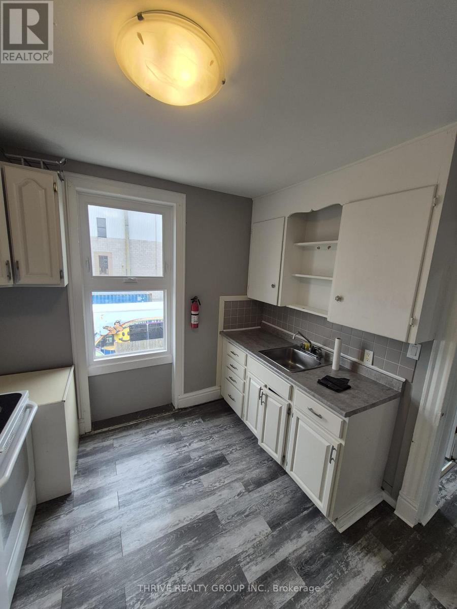 259 Clarence Street, London East, Ontario  N6B 2K2 - Photo 5 - X12699434