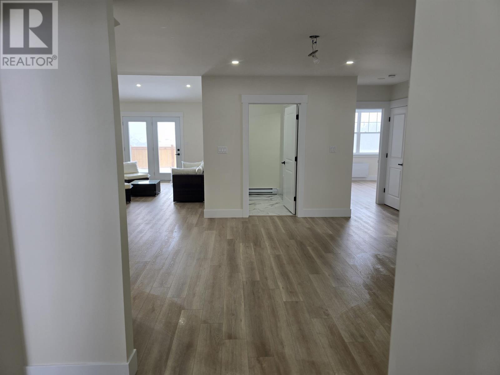 124 Kindred Avenue, Charlottetown, Prince Edward Island  C1C 0Y8 - Photo 2 - 202600350