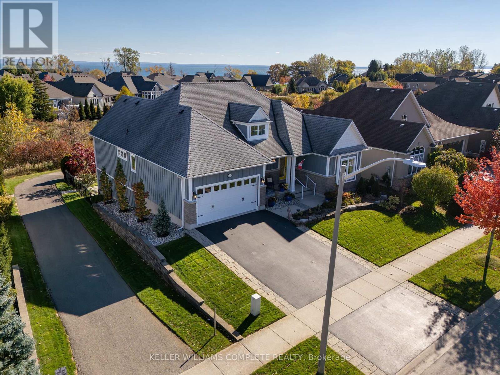 110 Sunrise Court, Fort Erie (Ridgeway), Ontario  L0S 1N0 - Photo 2 - X12699426