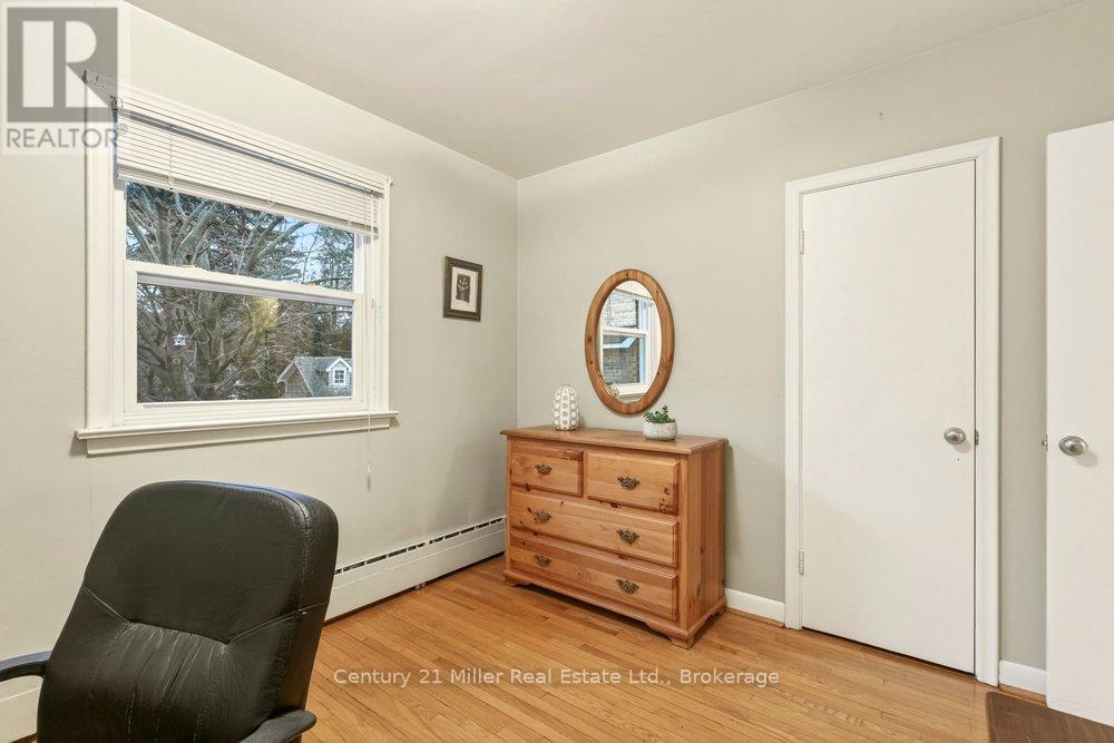 1540 Trotwood Avenue, Mississauga (Mineola), Ontario  L5G 3Z9 - Photo 20 - W12699292