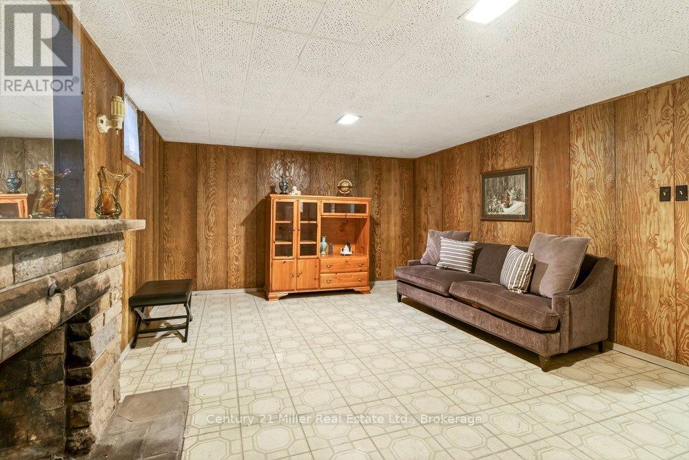 1540 Trotwood Avenue, Mississauga (Mineola), Ontario  L5G 3Z9 - Photo 24 - W12699292